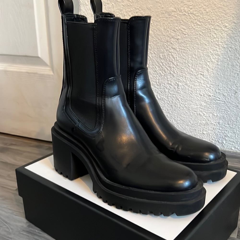 Black Chunky Boots